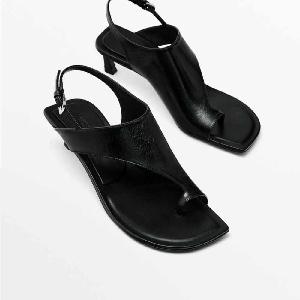 LIMITED EDITION Massimo Dutti Black kitten heels 38